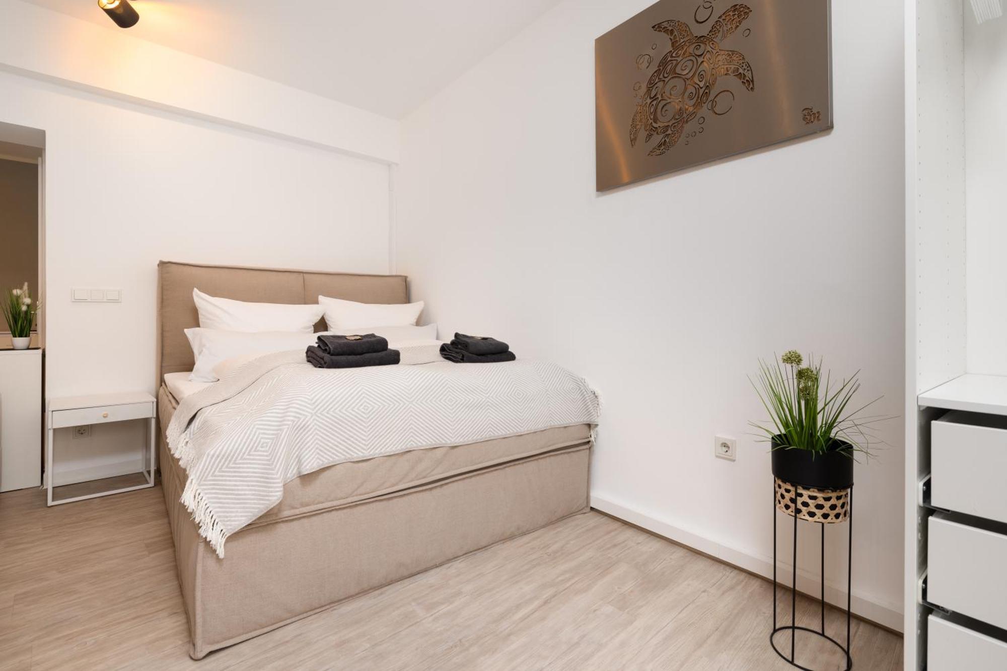 Primero City-Loftdomizil Innenstadt 84Qm Mit Grosser Gemeinschaftsterrasse Augsburg Exterior foto